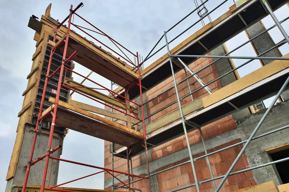 Nowy dworzec pnie się w górę - zdjęcie 9