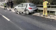 Groźnie wyglądające zderzenie dwóch pojazdów - zdjęcie 3