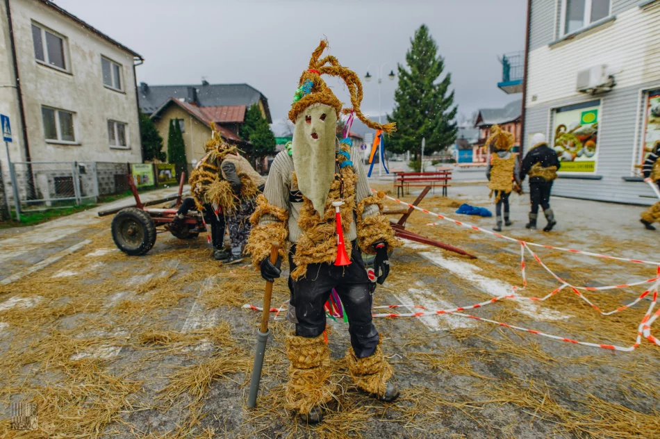 Dziady Śmiguśne w Dobrej 2022 - zdjęcie 7