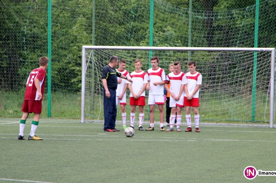 Chłopcy z Męciny zwycięzcami „szóstek” piłkarskich - zdjęcie 3