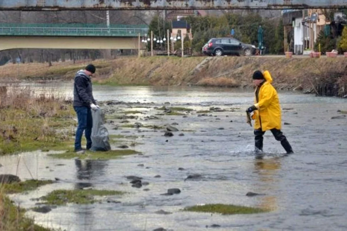 Chcą posprzątać brzegi i koryto rzeki