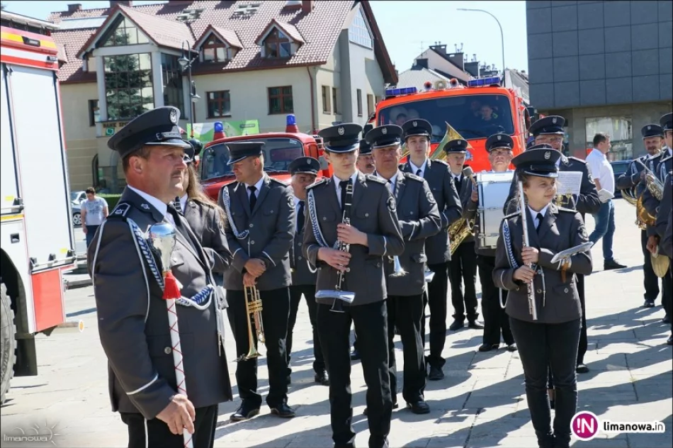 Miejskie obchody Dnia Strażaka - zdjęcie 4