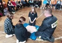 Strażacy szkolili uczniów z pierwszej pomocy - zdjęcie główne