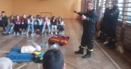 Strażacy szkolili uczniów z pierwszej pomocy - zdjęcie 4