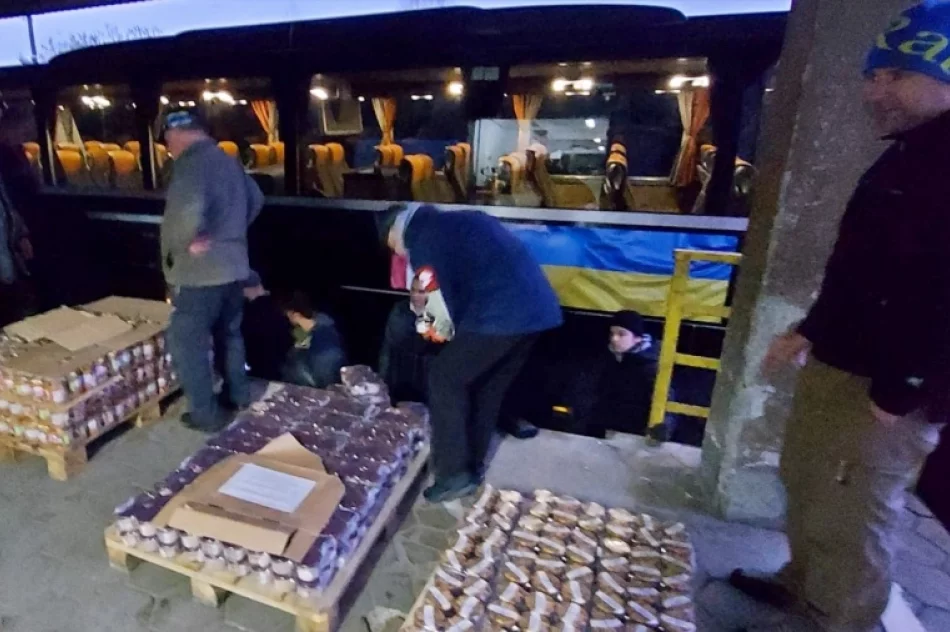 Autobusem zawieźli na Ukrainę 9 ton żywności na święta - zdjęcie 6