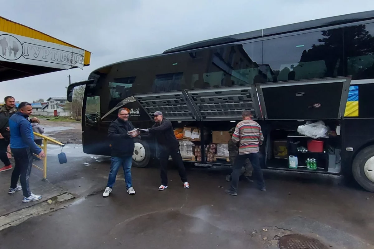 Świąteczny transport z żywnością dotarł do partnerskiego miasta Truskawiec na Ukrainie