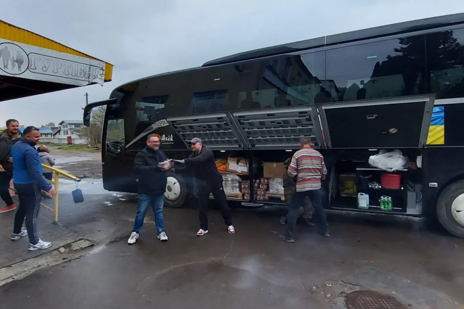 Świąteczny transport z żywnością dotarł do partnerskiego miasta Truskawiec na Ukrainie - zdjęcie 4