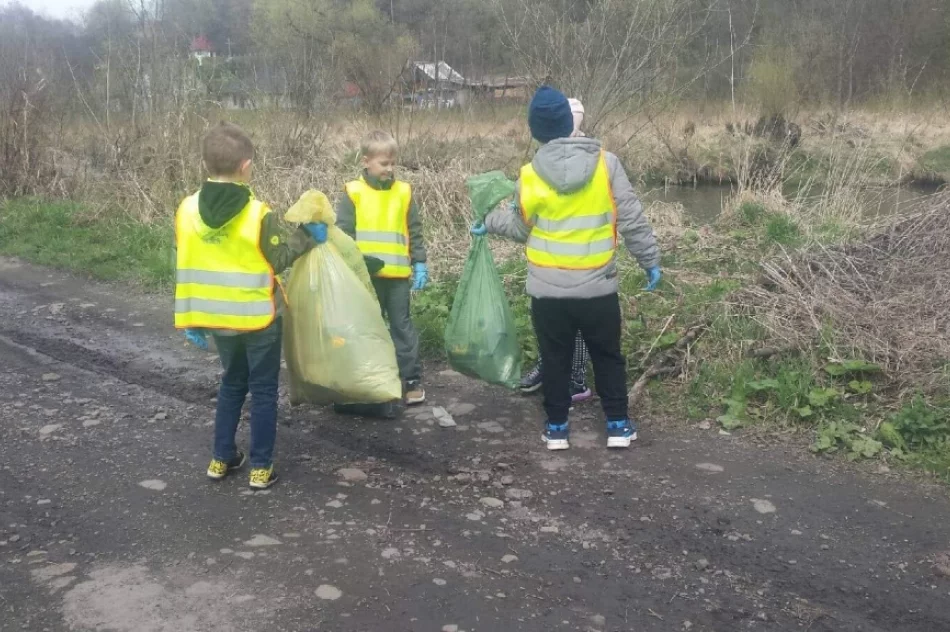 W dniu Ziemi posprzątali gminę - zdjęcie 18