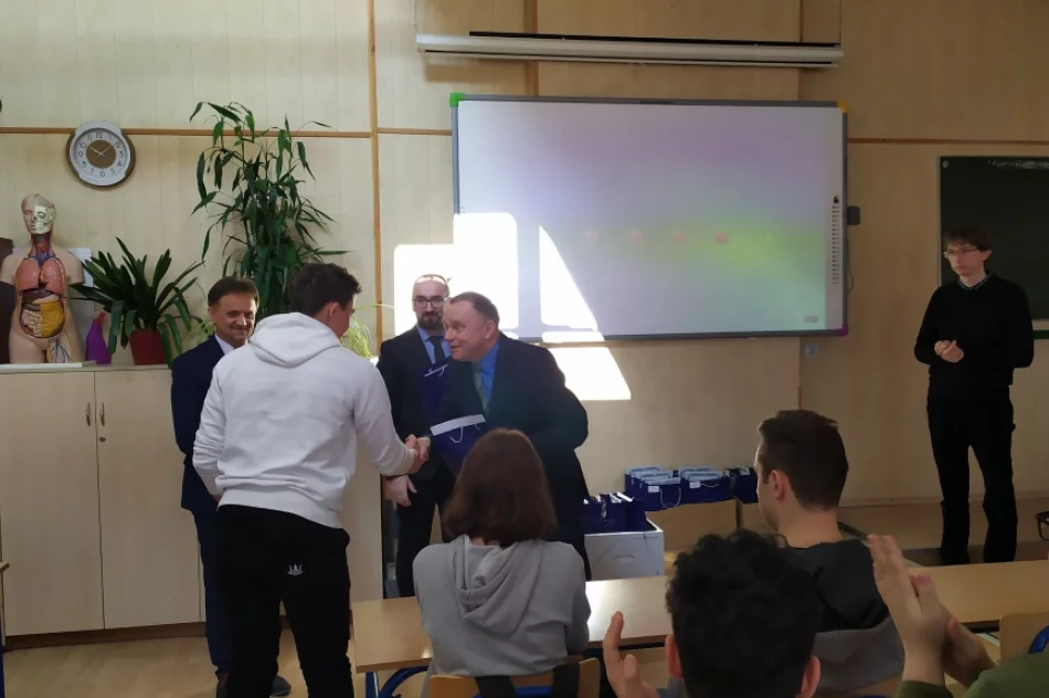 Pierwszym etapem współpracy konkurs, drugim - uruchomienie studiów - zdjęcie 3