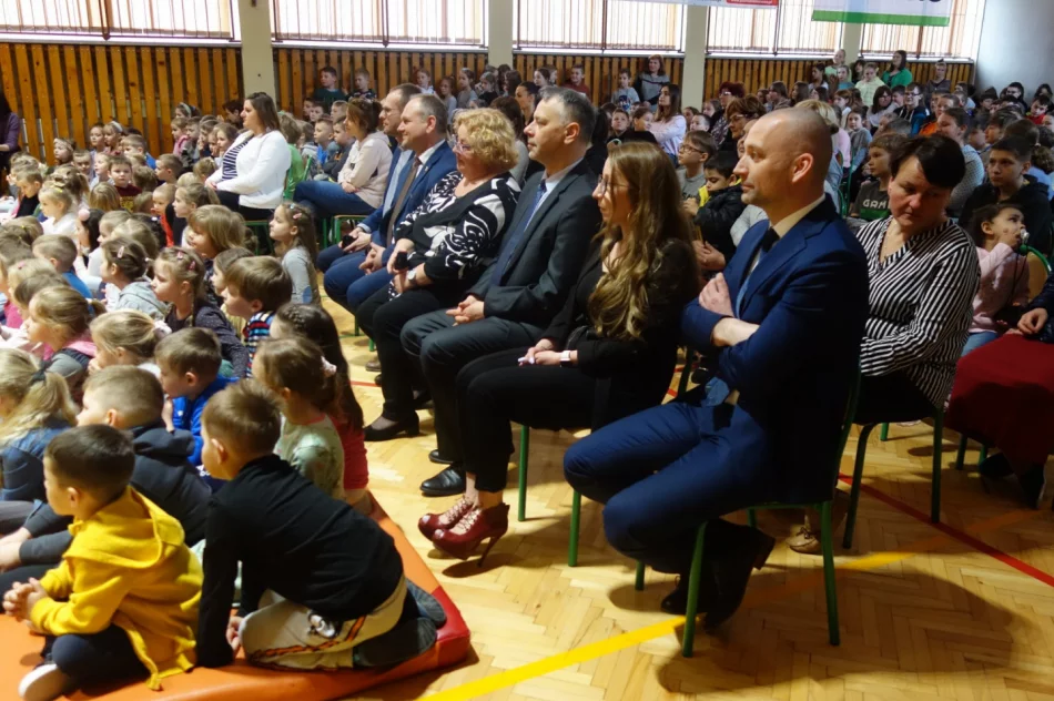 W szkole obchodzono Międzynarodowy Dzień Romów - zdjęcie 3