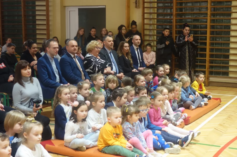 W szkole obchodzono Międzynarodowy Dzień Romów - zdjęcie 5