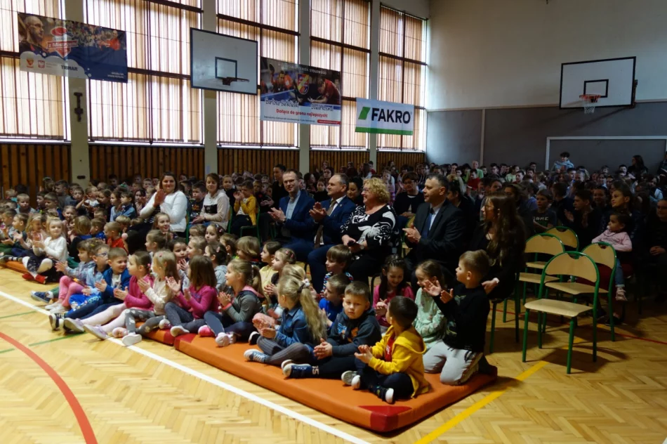 W szkole obchodzono Międzynarodowy Dzień Romów - zdjęcie 13