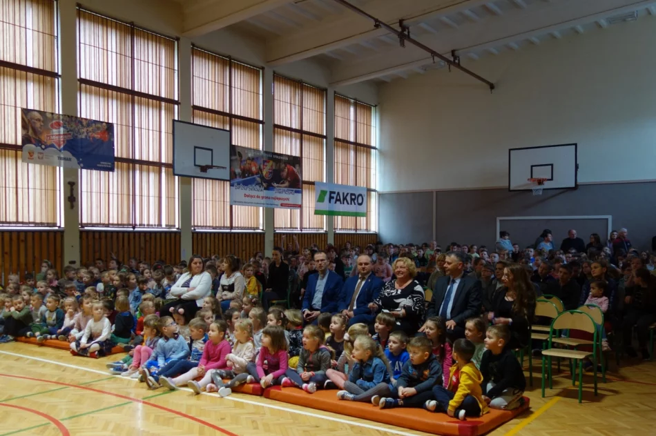 W szkole obchodzono Międzynarodowy Dzień Romów - zdjęcie 16