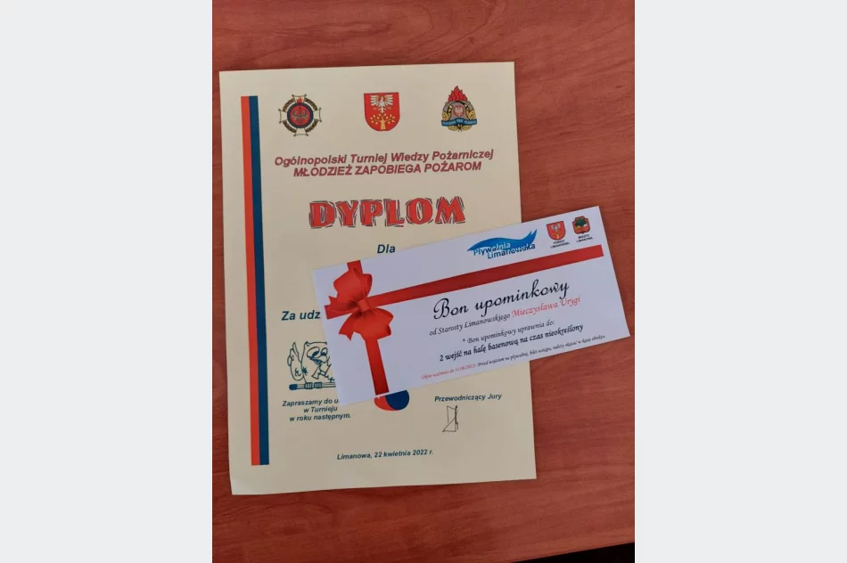 Młodzież wykazała się wiedzą o pożarnictwie - zdjęcie 5