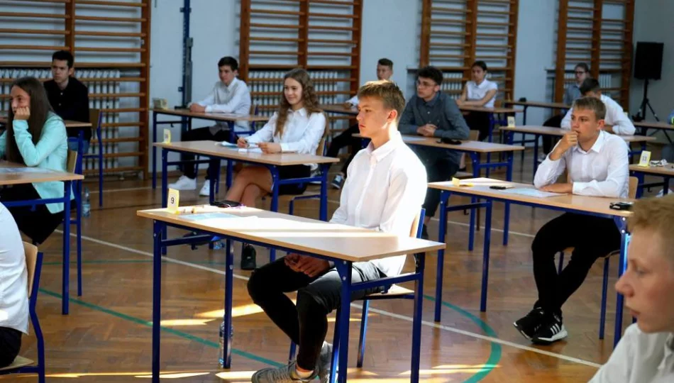 7,1 tys. uczniów z Ukrainy chce zdawać egzamin ósmoklasisty, a maturę - 40 uczniów - zdjęcie 1