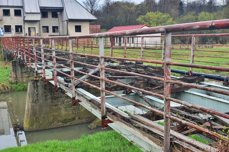 Miasto jednak wyremontuje zrujnowany most - będzie kładką dla pieszych - zdjęcie 4
