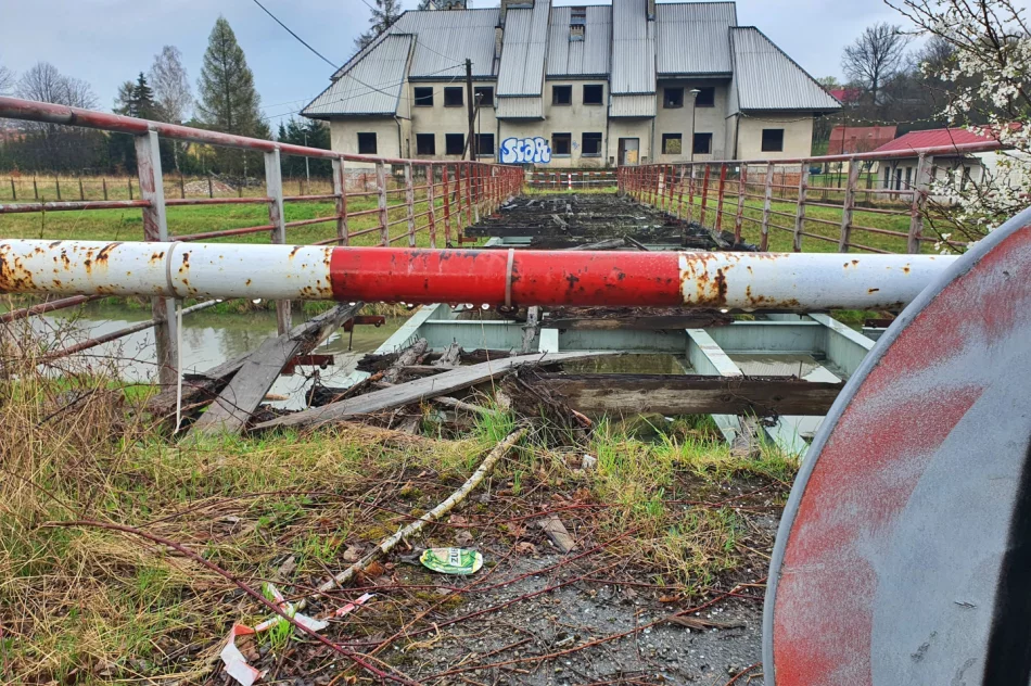 Miasto jednak wyremontuje zrujnowany most - będzie kładką dla pieszych - zdjęcie 9