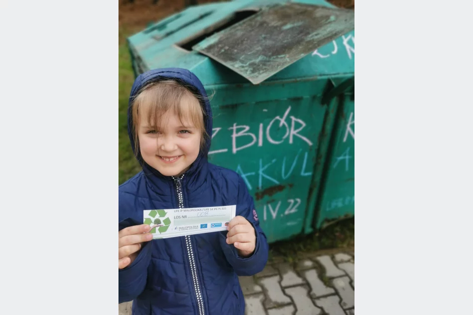 Trwa ZBIÓRKA MAKULATURY zorganizowana z okazji Dnia Ziemi - zdjęcie 8