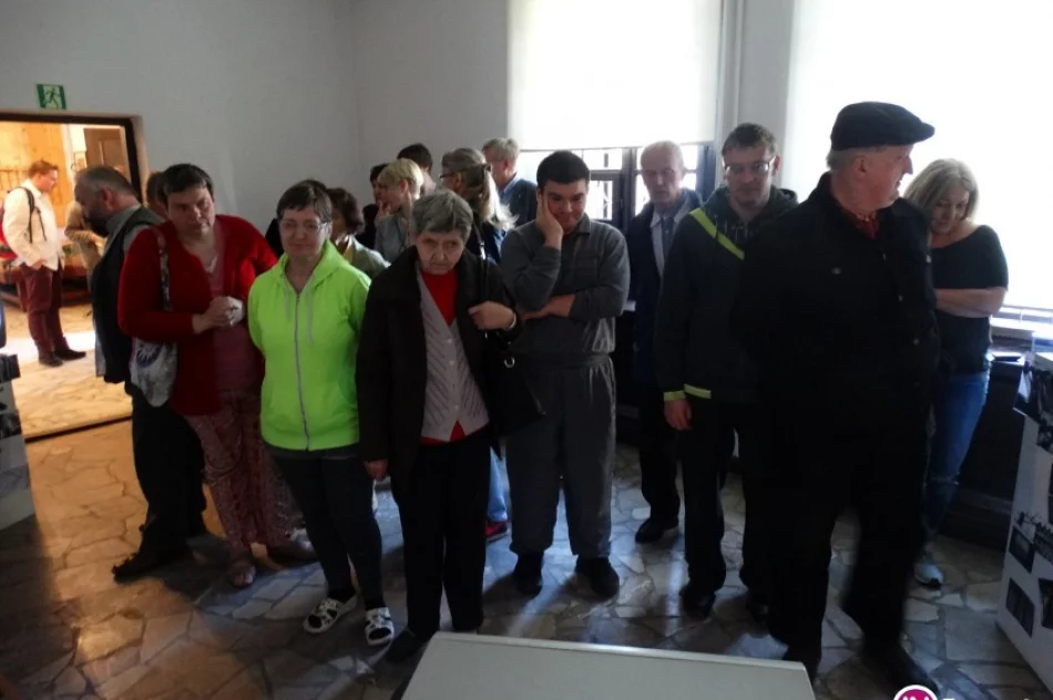 SZTUKA I NIEPEŁNOSPRAWNOŚĆ – relacja z otwarcia wystawy - zdjęcie 2