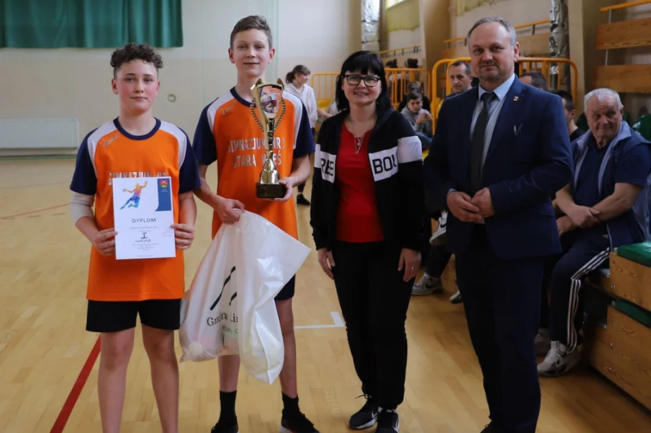 Chłopcy z Starej Wsi Mistrzami Gminy Limanowa w Piłce Ręcznej Młodzieży - zdjęcie 3