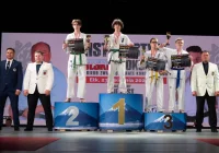 7 medali dla zawodników Limanowskiego Klubu Kyokushin Karate na Mistrzostwach Polski Kyokushin w Ełku - zdjęcie główne