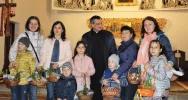 Wigilia paschalna dla uchodźców sprawowana w kościele - zdjęcie 2