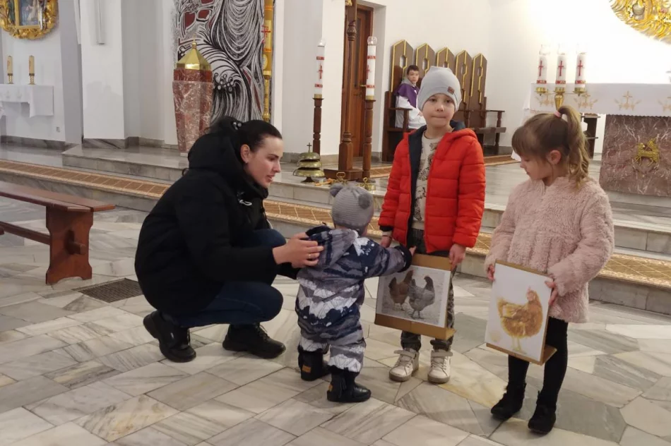 Wigilia paschalna dla uchodźców sprawowana w kościele - zdjęcie 13