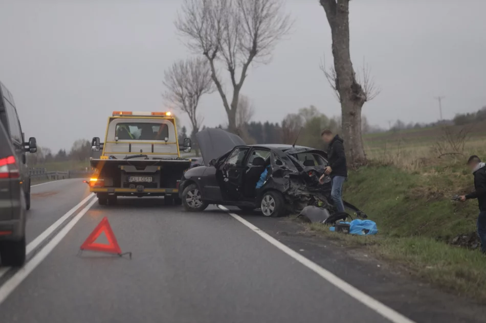 Groźnie wyglądające zderzenie z ciężarówką - zdjęcie 11
