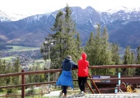 Mniej na majówkę - zdjęcie główne