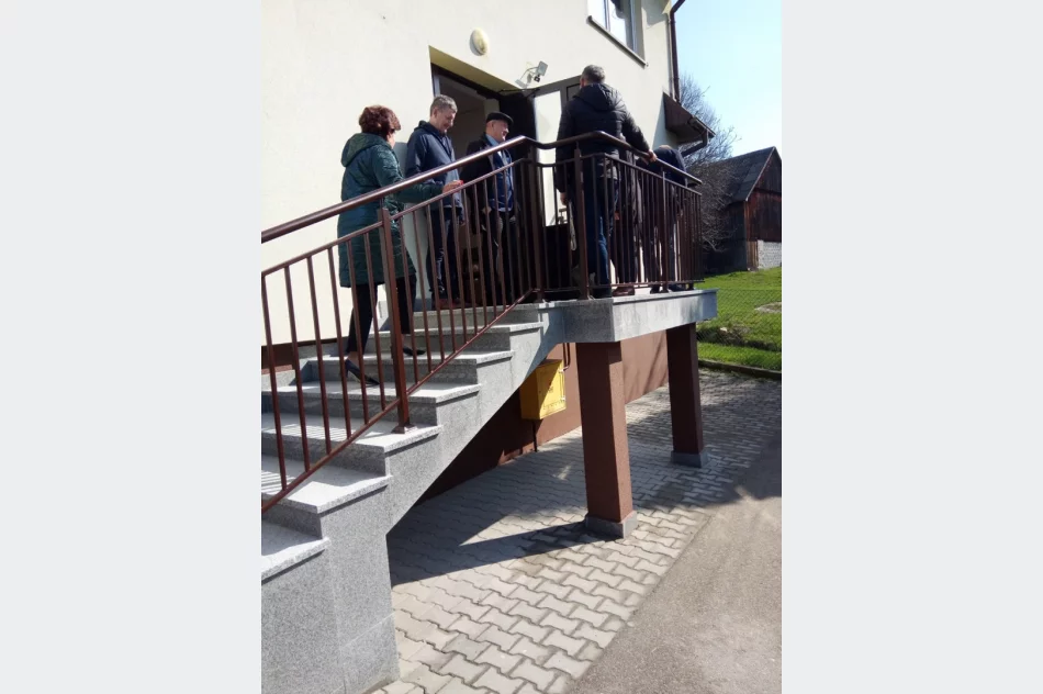 Dobiegła końca modernizacji budynku świetlicy wiejskiej w Makowicy - zdjęcie 3