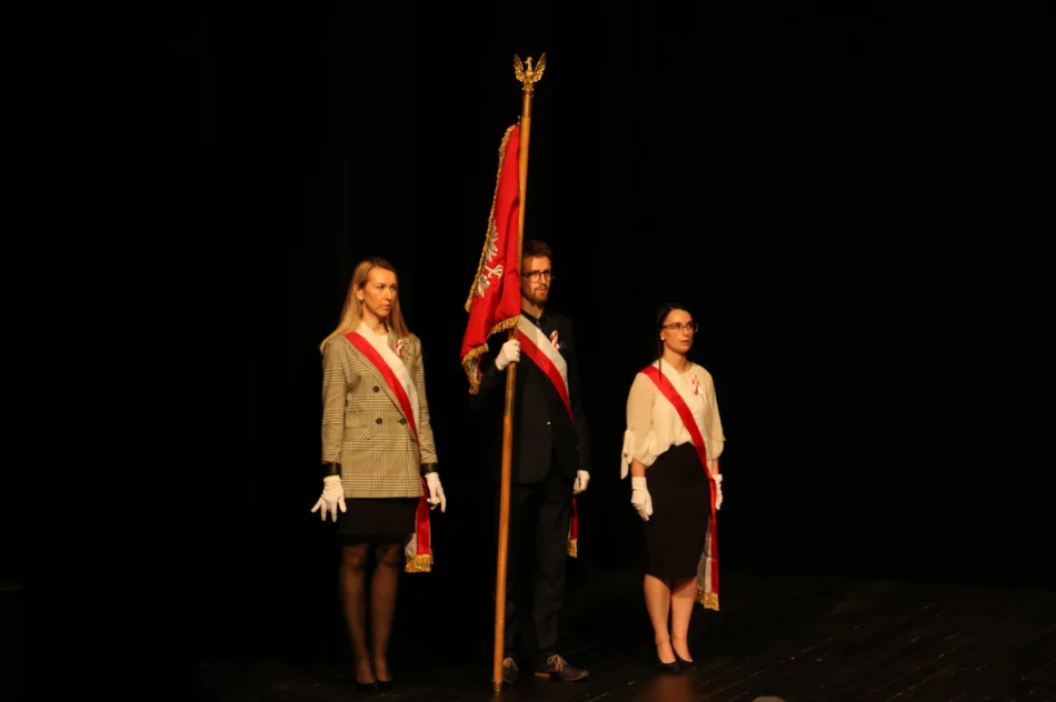 Uroczysta sesja z okazji rocznicy uchwalenia Konstytucji 3 Maja - zdjęcie 4