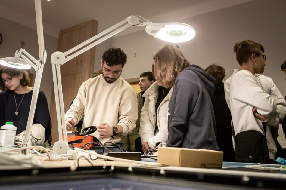 Dzień otwarty i zawody kartingowe - zdjęcie 11