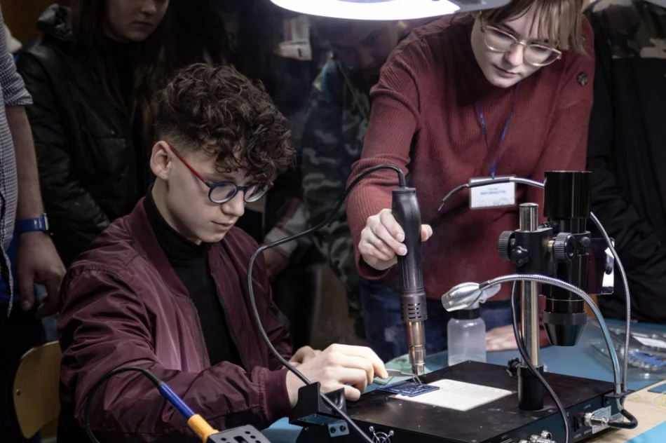 Dzień otwarty i zawody kartingowe - zdjęcie 19