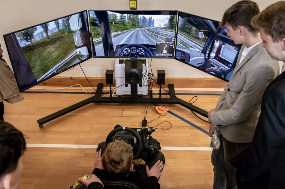 Dzień otwarty i zawody kartingowe - zdjęcie 20