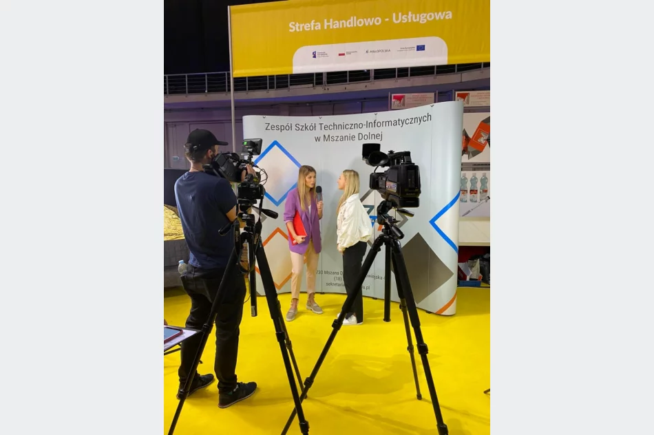 Prezentowali swoją ofertę na krakowskich targach edukacyjnych - zdjęcie 10