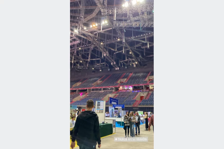 Prezentowali swoją ofertę na krakowskich targach edukacyjnych - zdjęcie 11