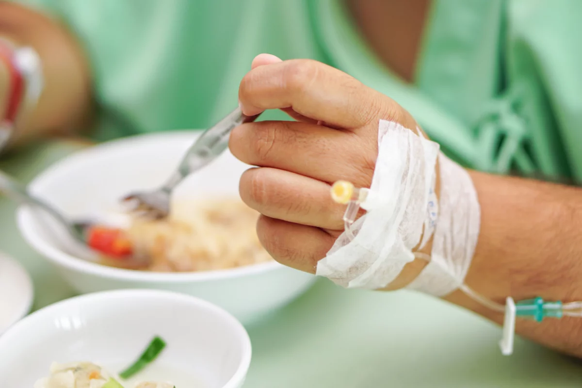 Co 10 umierający pacjent odchodzi z powodu powikłań - niedożywienie