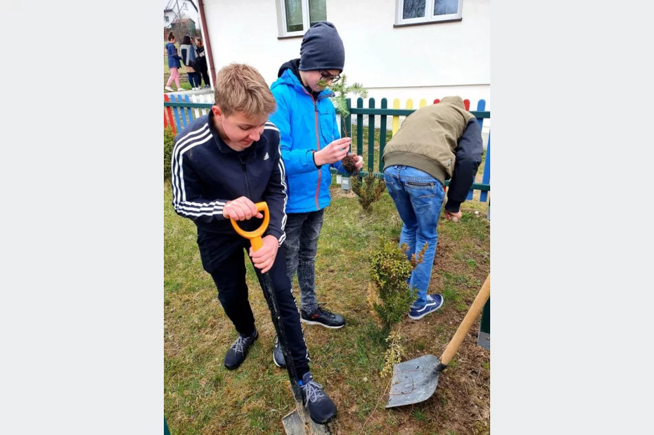 Uczniowie spędzili dzień pod znakiem ekologii - zdjęcie 2