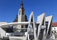 Centrum zmienia godziny pracy - zdjęcie główne