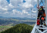 Strażacy ćwiczyli na konstrukcji krzyża - zdjęcie główne