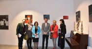 W czwartek 28 kwietnia w Miejskiej Galerii Sztuki odbył się wernisaż wystawy Damiana Wróbla pod tytułem ,,Uczta’’ - zdjęcie 5