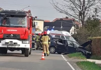 Zasłabnięcie kierowcy przyczyną zderzenia aut - zdjęcie główne