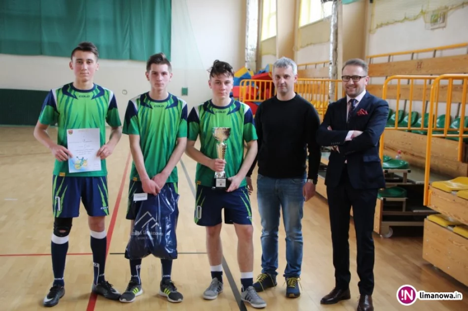Chłopcy z Rupniowa najlepsi w piłce ręcznej! - zdjęcie 4