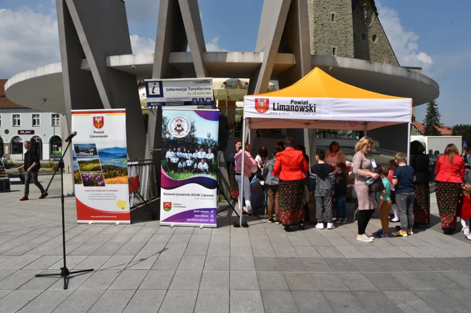 Biało-czerwone niebo nad Limanową - zdjęcie 20