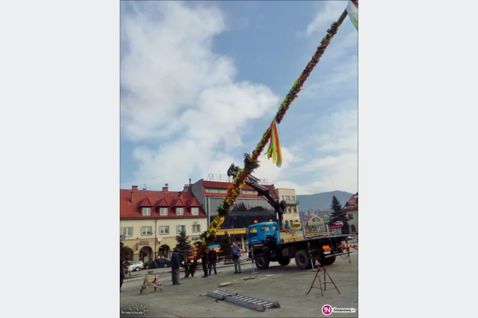 Palma Wielkanocna na limanowskim rynku - zdjęcie 3