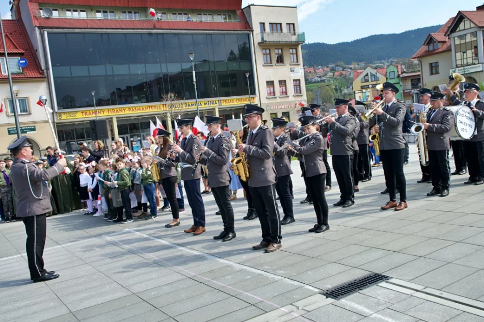 "Możemy zobaczyć co się dzieje, gdy kraj nie jest wystarczająco silny" - zdjęcie 10