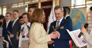 W powiatowych szkołach pożegnano maturzystów - zdjęcie 4
