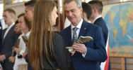 W powiatowych szkołach pożegnano maturzystów - zdjęcie 5