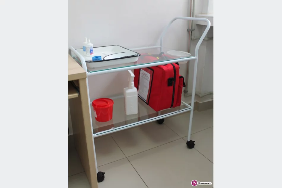 Doposażenie gabinetów profilaktyki zdrowotnej w szkołach - zdjęcie 4