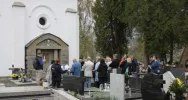 Przez trzy godziny zwiedzali nekropolię - zdjęcie 3
